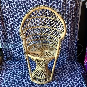 Vintage 15.5” mini wicker rattan straw natural handmade doll’s peacock chair